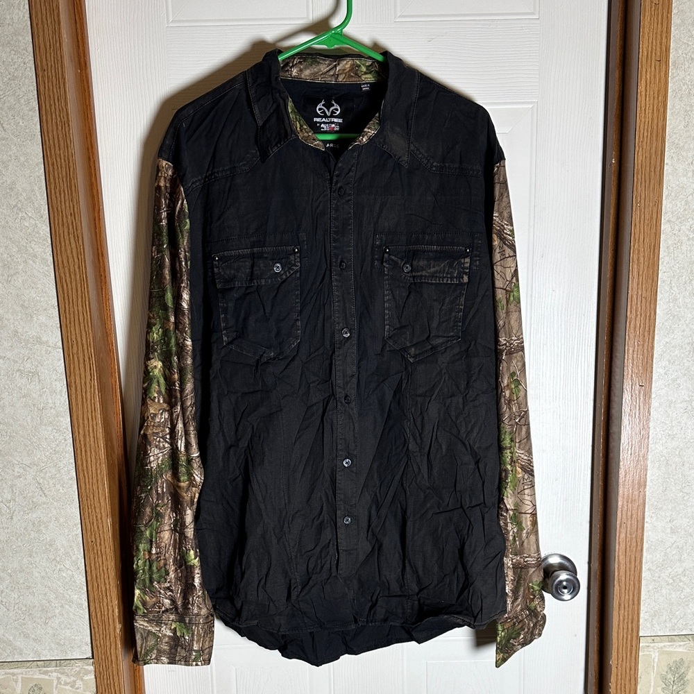 Realtree Black and Camouflage Shirt Jacket